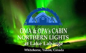 Oma'S And Opa'S Northern Lights Viewing Cabin